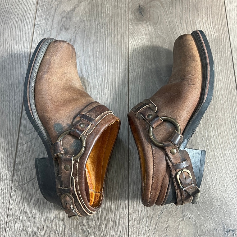 Frye Brown Leather Mule Clogs with Buckle Detail - Picture 3 of 15